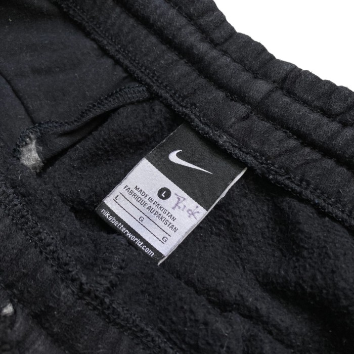 90-00s NIKE logo embroidered wide black sweat pants | Vintage.City Vintage Shops, Vintage Fashion Trends