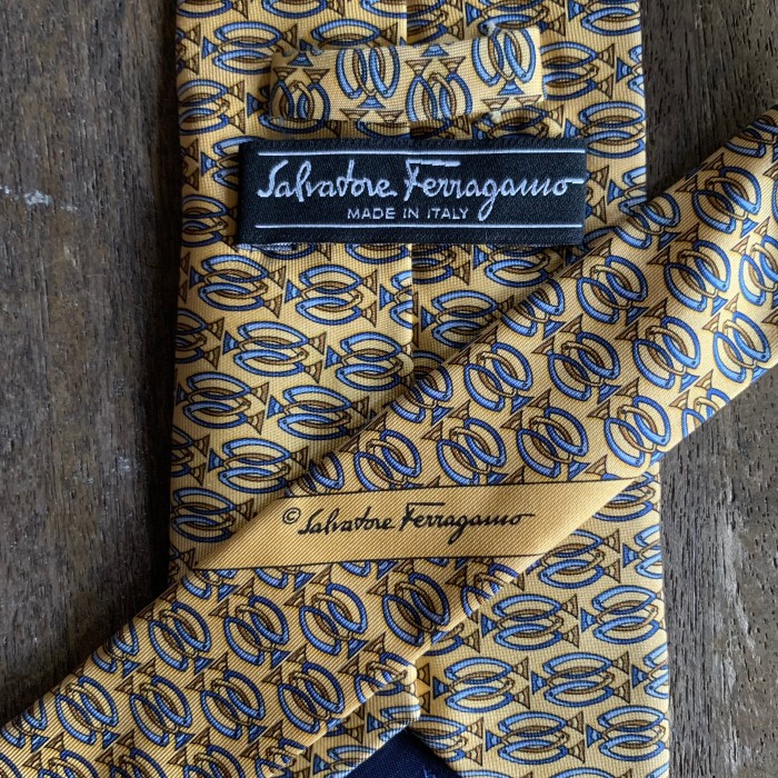 イタリア製 Ferragamo サルヴァトーレ フェラガモ  シルク ネクタイ | Vintage.City 빈티지숍, 빈티지 코디 정보