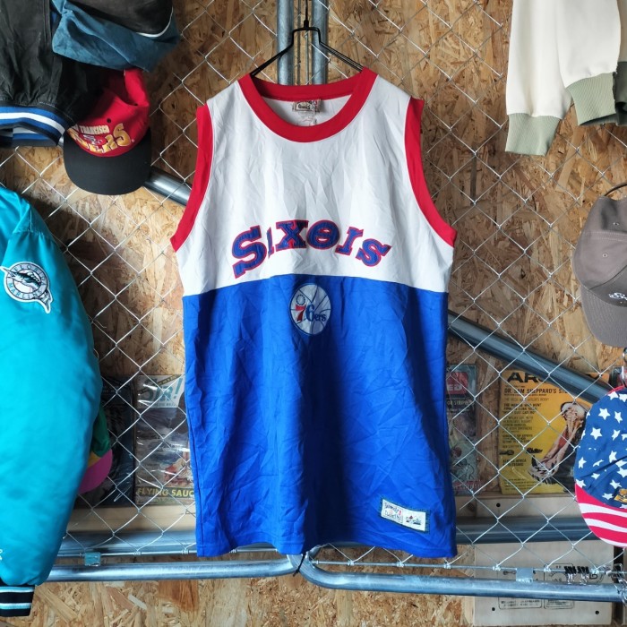 Majestic HARDWOOD CLASSICS　90s　NBA   シクサーズ　ゲームシャツ　刺繍　ヴィンテージ　ビッグサイズ　バスケ　ユニセックス　ストリート　アメカジ　ヒップホップ　古着 | Vintage.City Vintage Shops, Vintage Fashion Trends