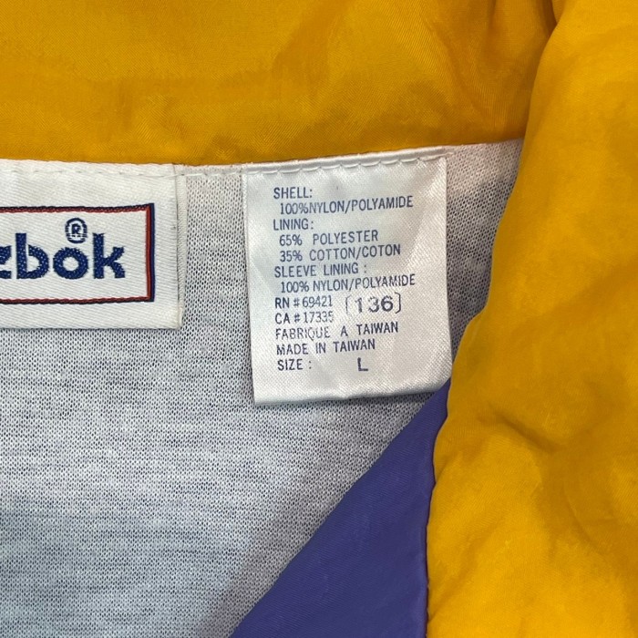 Reebok リーボック ナイロンジャケット L 刺繍ロゴ ワンポイントロゴ | Vintage.City 古着屋、古着コーデ情報を発信