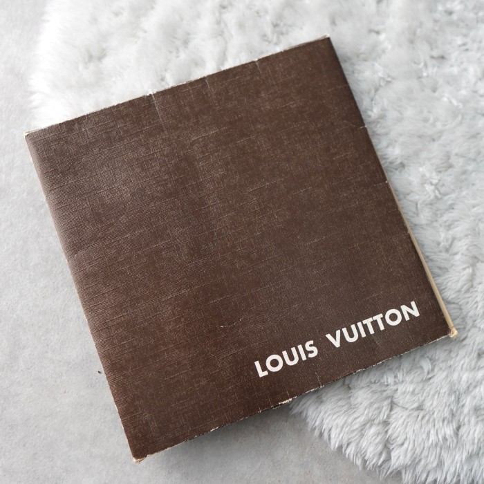 LOUIS VUITTON / ルイヴィトン スカーフ モノグラム | Vintage.City 古着屋、古着コーデ情報を発信