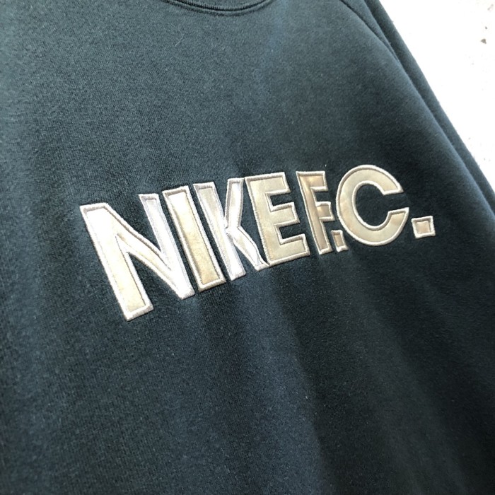 NIKE FC サッカー フットボール ロゴ刺繍 スウェット size L | Vintage.City 古着屋、古着コーデ情報を発信