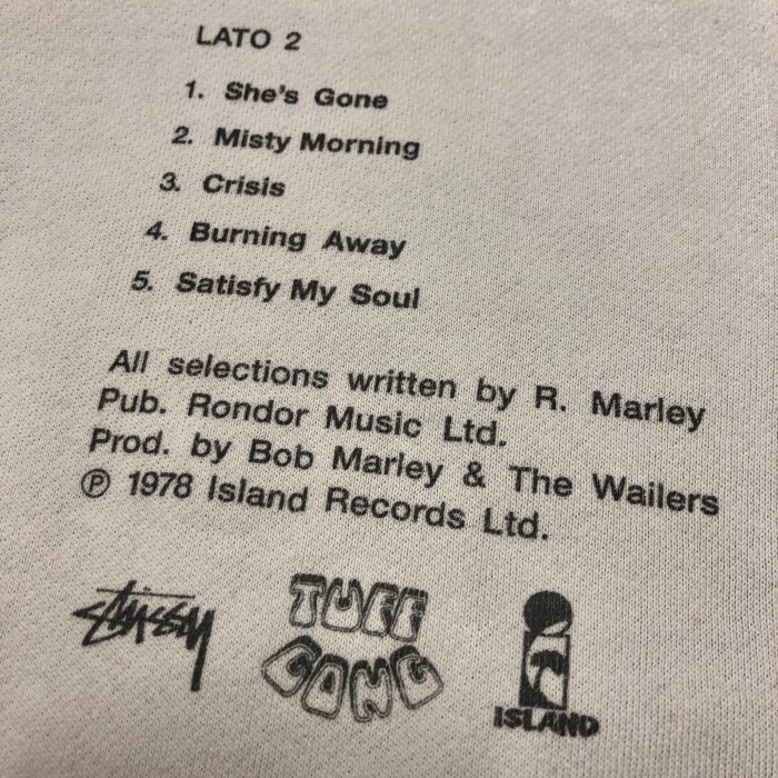 STUSSY × Bob Marley/Kaya 78 print Sweat/M/ボブマーリーコラボ/スウェット/アイボリー/ジャケットデザイン/レゲエ/ステューシー/ストリート/スケート/古着/中古 | Vintage.City 古着屋、古着コーデ情報を発信