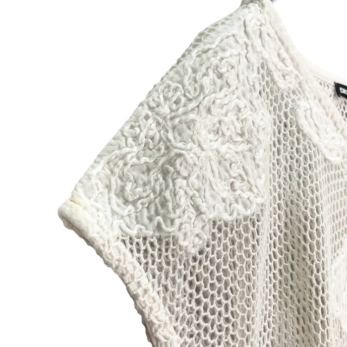 90s DKNY JEANS lace design mesh knit vest | Vintage.City Vintage Shops, Vintage Fashion Trends