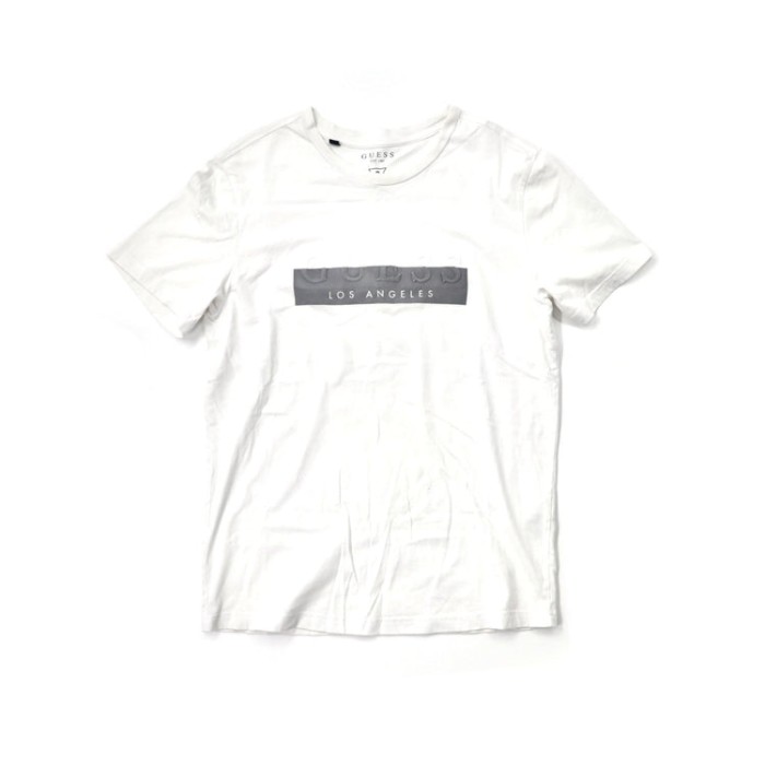 GUESS エンボスロゴTシャツ L ホワイト コットン | Vintage.City 古着屋、古着コーデ情報を発信