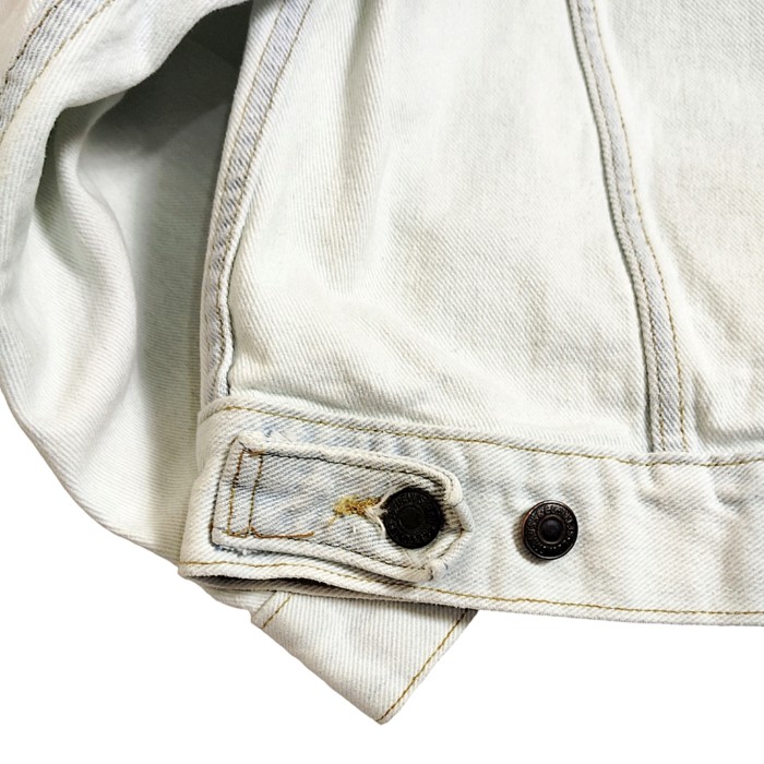Levi's / Oversized Ice Blue Denim Tracker Jacket Made in USA | Vintage.City 古着屋、古着コーデ情報を発信