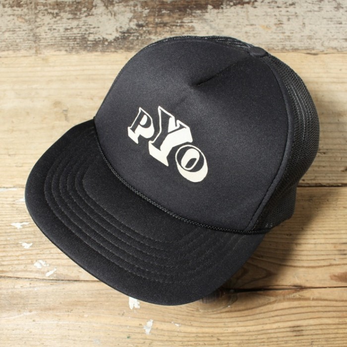 80s 90s USA PYO メッシュ トラッカー キャップ 帽子 ブラック フリーサイズ アメリカ古着 | Vintage.City 빈티지숍, 빈티지 코디 정보
