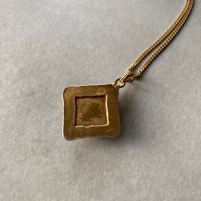 Vintage 80s retro red enameled square design necklace レトロ ヴィンテージ アクセサリー レッド エナメル スクエア デザイン ネックレス | Vintage.City 古着屋、古着コーデ情報を発信