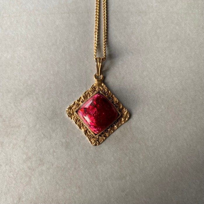 Vintage 80s retro red enameled square design necklace レトロ ヴィンテージ アクセサリー レッド エナメル スクエア デザイン ネックレス | Vintage.City 빈티지숍, 빈티지 코디 정보