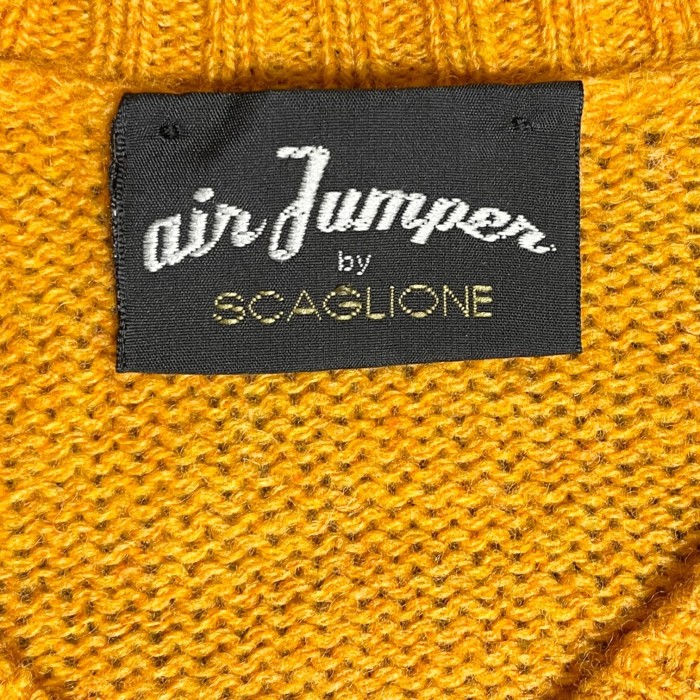 MADE IN ITALY製 air Jumper by SCAGLIONE Vネックウールセーター オレンジ Sサイズ | Vintage.City Vintage Shops, Vintage Fashion Trends