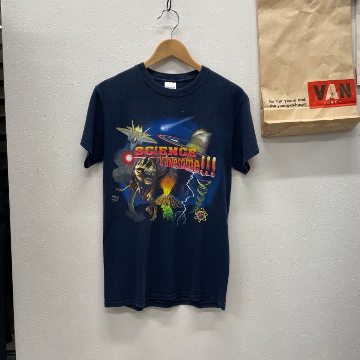 GILDAN ギルダン／SCIENCE is Awesome!! 恐竜 戦闘機 プリント グラフィック Tシャツ | Vintage.City 古着屋、古着コーデ情報を発信