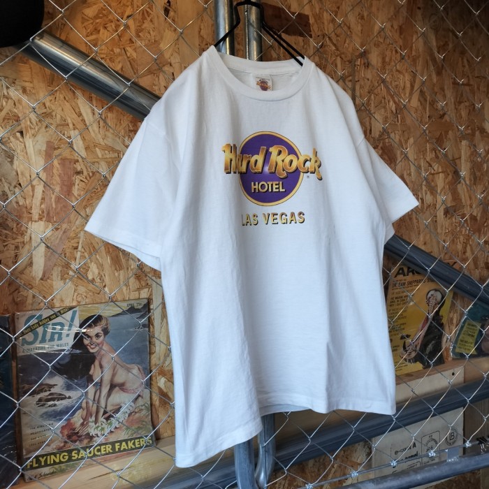 Hard Rock  HOTEL  LAS VEGAS　ハードロックカフェ　半袖　Tシャツ　チビT  ハードロックホテル　ヴィンテージ　人気カラー　ホワイト　Y2K　ユニセックス　ストリート　アメカジ　古着 | Vintage.City 빈티지숍, 빈티지 코디 정보