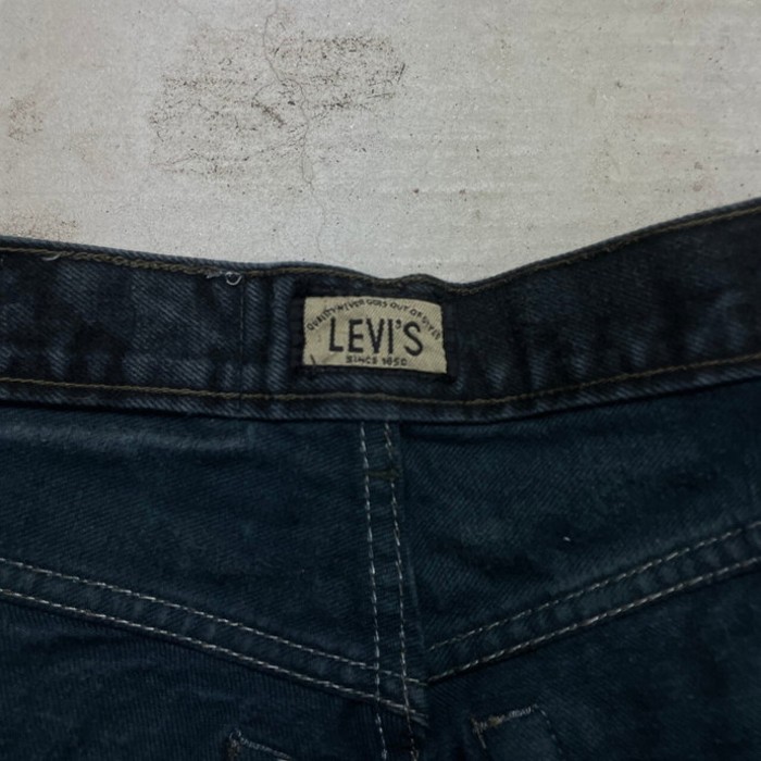 90年代 英国製 Levi's ユーロリーバイス 961 ブラックデニムパンツ グレーデニム Silver Tab シルバータブ レディースW27相当 メンズ | Vintage.City 古着屋、古着コーデ情報を発信