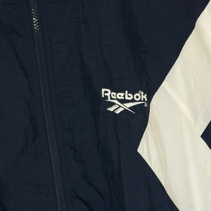 Reebok リーボック ナイロンジャケット XL 刺繍ロゴ ワンポイント 短丈 | Vintage.City 古着屋、古着コーデ情報を発信