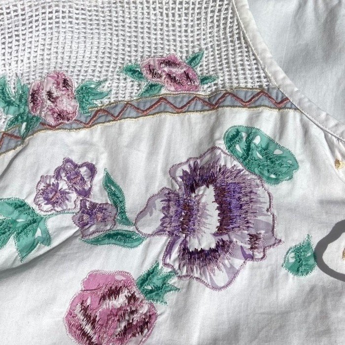 pastel flowers embroidery blouse | Vintage.City 古着屋、古着コーデ情報を発信