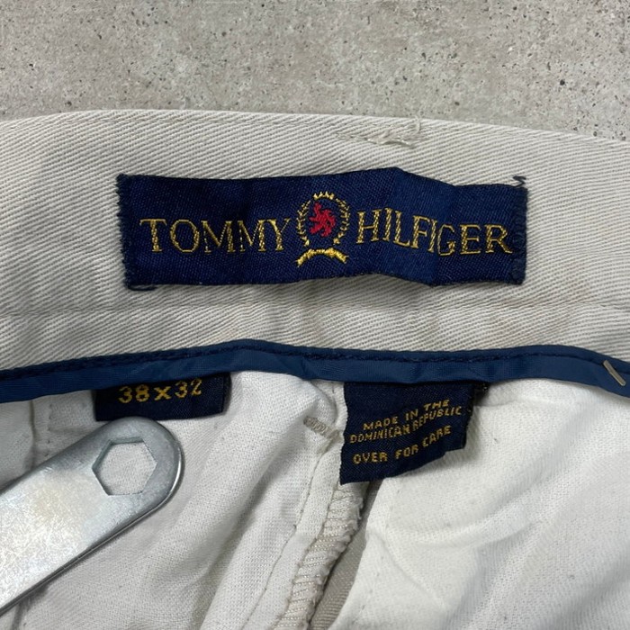 90年代 TOMMY HILFIGER トミーヒルフィガー チノパンツ 2タック メンズW38 | Vintage.City 빈티지숍, 빈티지 코디 정보