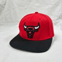 Mitchell&Ness NBAファイナル 1997 シカゴ・ブルズ 刺繍ロゴ 2トーン 6パネル キャップ | Vintage.City Vintage Shops, Vintage Fashion Trends