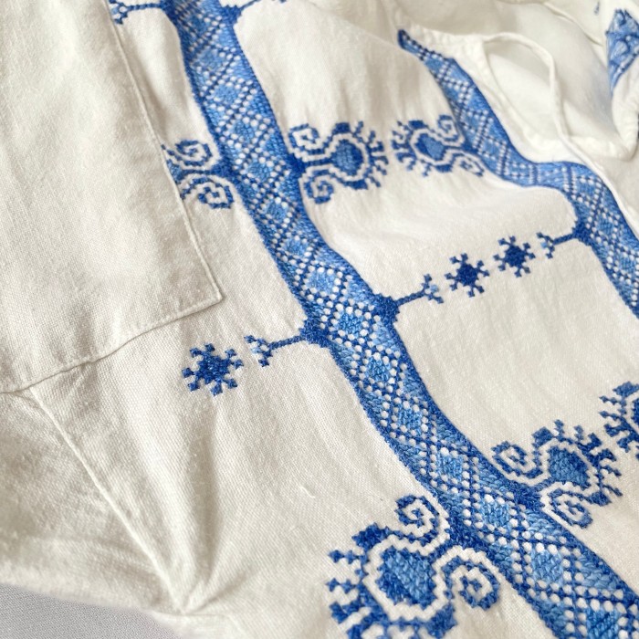Ivory blue embroidered tunic blouse ブルー刺繍プルオーバーブラウス | Vintage.City 古着屋、古着コーデ情報を発信
