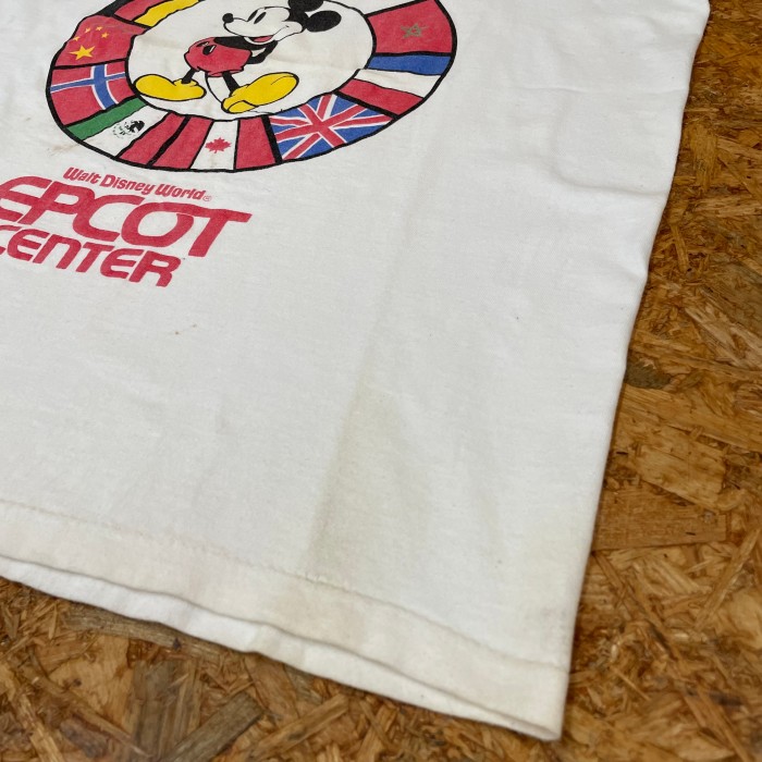 USA製 ’80s Disney ミッキーEPCOT CENTERプリントタンクトップ L ホワイト 万国旗 Mickey Mouse 80年代 ディズニー ヴィンテージ ビンテージ vintage ユーズド USED 古着 MADE IN USA | Vintage.City Vintage Shops, Vintage Fashion Trends