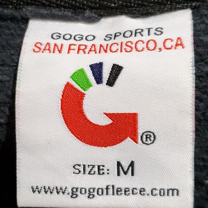 gogo sports ゴーゴースポーツジップアップパーカーフーディー 黒 古着 | Vintage.City 古着屋、古着コーデ情報を発信