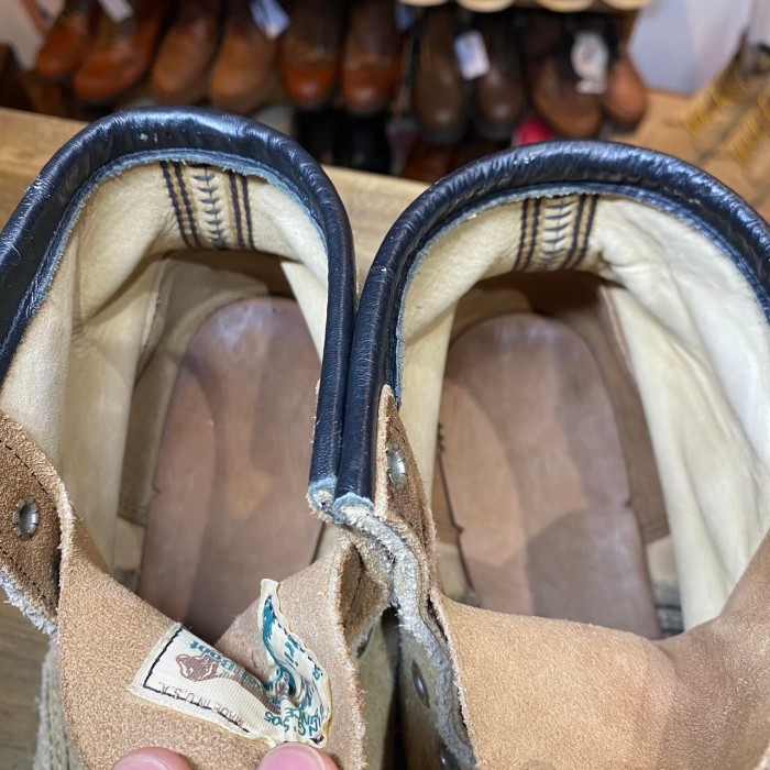 RED WING  8173 香港返還　 四角犬タグ アイリッシュセッター  8,1/2 E スエード モックトゥ ソール補修済   BS020 | Vintage.City Vintage Shops, Vintage Fashion Trends