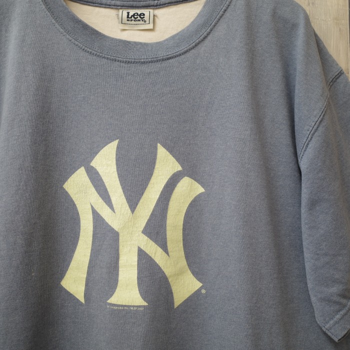 581 US 古着 Yankees × Lee ニューヨーク ヤンキース リー Tシャツ くすみ ペール ブルー XL | Vintage.City 빈티지숍, 빈티지 코디 정보