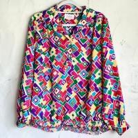 USA製　ビビッドカラーのVネックプルオーバーシャツ | Vintage.City 빈티지숍, 빈티지 코디 정보