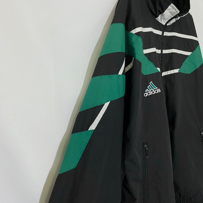90s adidas バックプリント フロッキープリント ナイロンジャケット 緑 白 黒 L | Vintage.City Vintage Shops, Vintage Fashion Trends