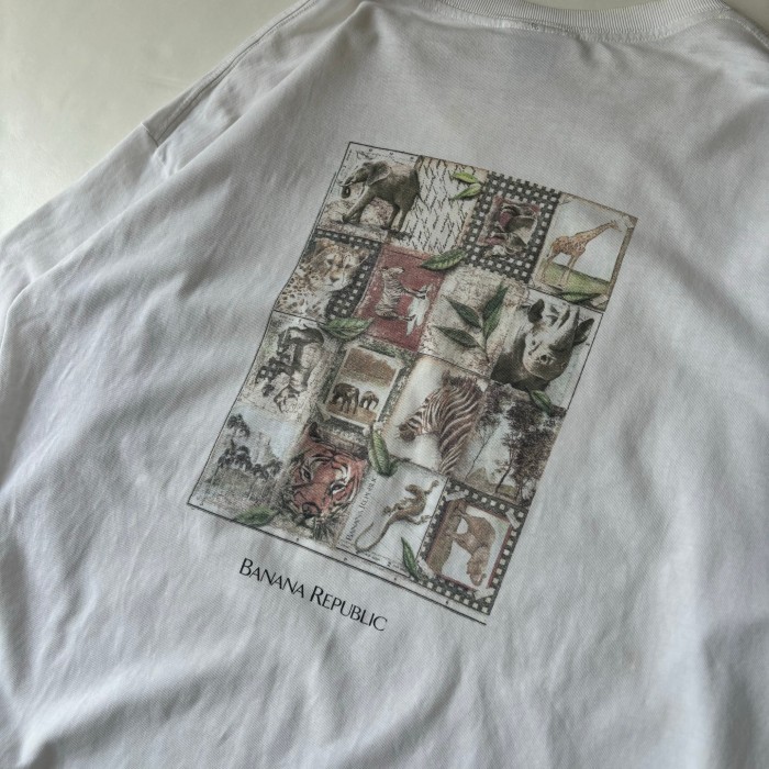 90's BANANA REPUBLIC Animal Pocket T-shirt | Vintage.City Vintage Shops, Vintage Fashion Trends