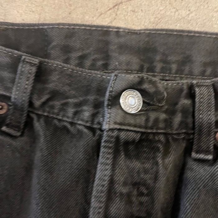 Levi's 501 black denim pants overdye | Vintage.City 빈티지숍, 빈티지 코디 정보