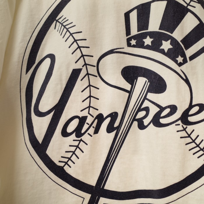605 US 古着 Yankees × adidas ヤンキース アディダス バックプリント ロゴ XL 半袖 Tシャツ | Vintage.City 빈티지숍, 빈티지 코디 정보