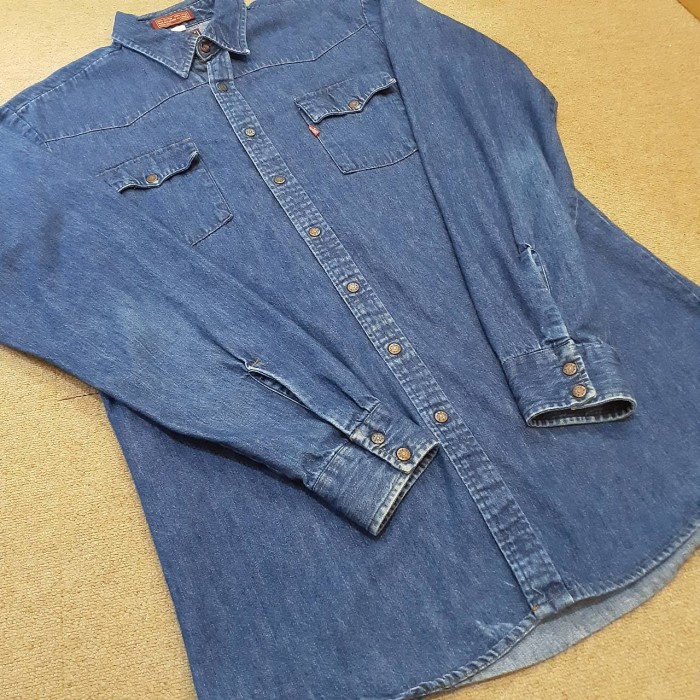 80s Levi's  denim shirt | Vintage.City 古着屋、古着コーデ情報を発信