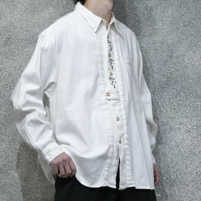 古着 オーバーサイズ チロリアンシャツ リネンシャツ デザインシャツ ホワイト | Vintage.City 古着屋、古着コーデ情報を発信