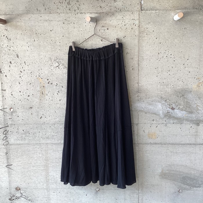 Black long skirt | Vintage.City 빈티지숍, 빈티지 코디 정보