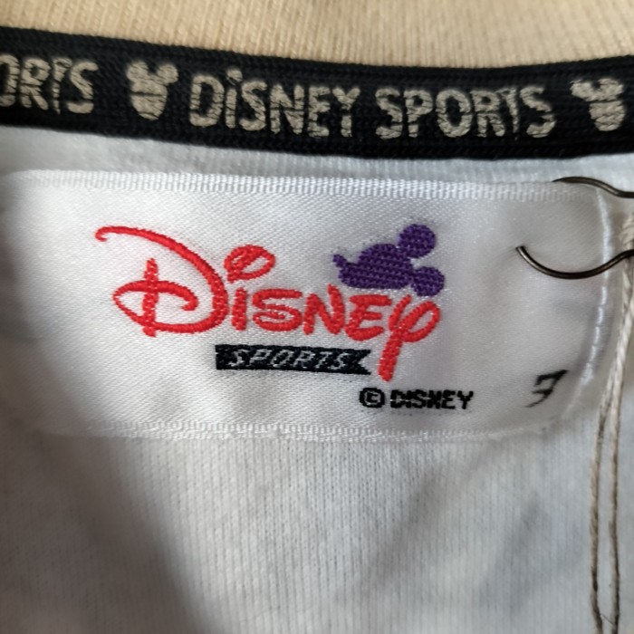 Disney Sports　90s  刺繍デザイン　半袖ポロシャツ　 ホワイト　ディズニー　ヴィンテージ　レトロ　日本製　アメカジ　ストリート　ユニセックス　一点物　古着 | Vintage.City 빈티지숍, 빈티지 코디 정보