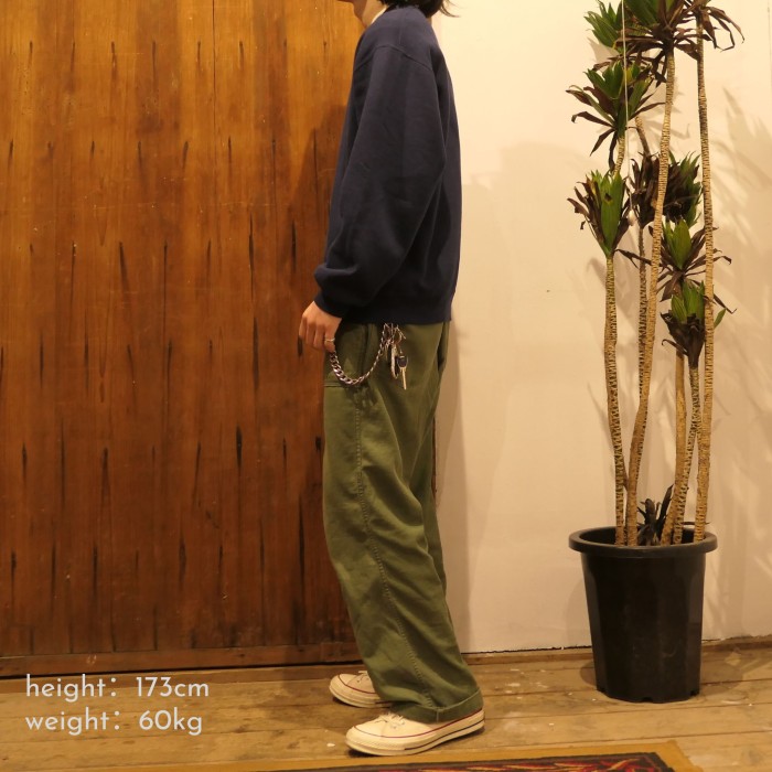 VINTAGE 90s M Painted Sweat -Russell Athletic- | Vintage.City 古着屋、古着コーデ情報を発信