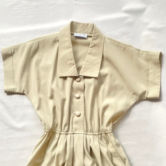 Leslie fay beige shirt onepiece ベージュ襟付きワンピース　vintage フレアワンピース | Vintage.City Vintage Shops, Vintage Fashion Trends