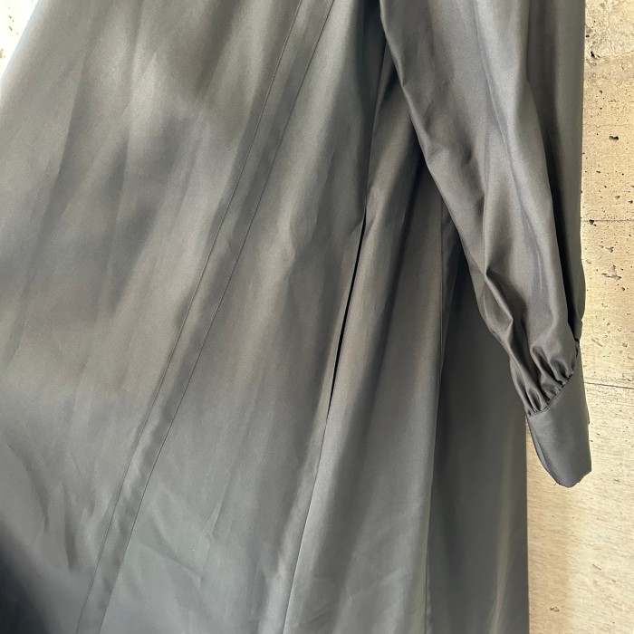 black silk long coat | Vintage.City 古着屋、古着コーデ情報を発信