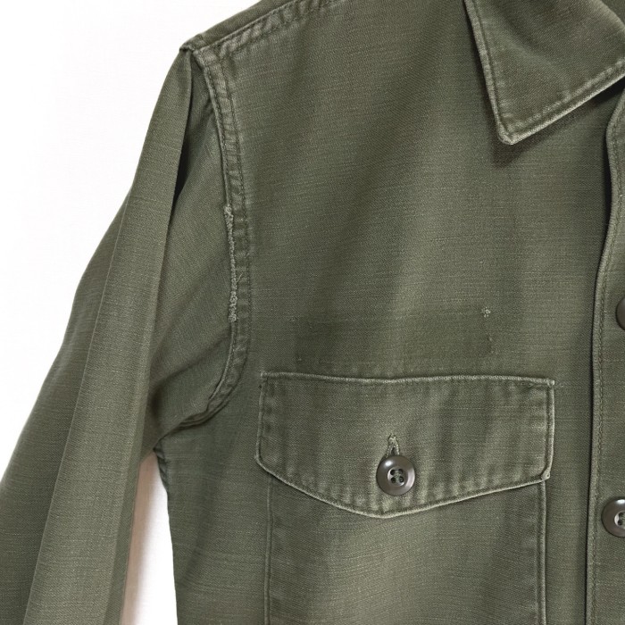60s 米軍 OG-107 コットンサテン ユーティリティシャツ 15 1/2 33 | Vintage.City 古着屋、古着コーデ情報を発信
