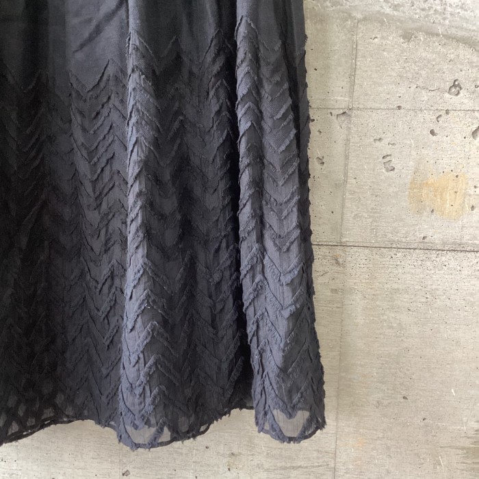 Black long skirt with sheer hem | Vintage.City 빈티지숍, 빈티지 코디 정보