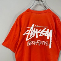 STUSSY back print logo T-shirt size M 配送C　ステューシー　バックプリントTシャツ　メキシコ製 | Vintage.City 古着屋、古着コーデ情報を発信