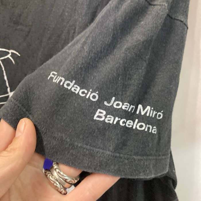 1990s Rare Joan Miro Art T-shirt Vintage Fundaci Joan Mir Barcelona 100% Cotton Made in Spain Tee ヴィンテージ | Vintage.City 빈티지숍, 빈티지 코디 정보