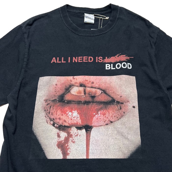 All I need is blood フォトデザインTee | Vintage.City 빈티지숍, 빈티지 코디 정보