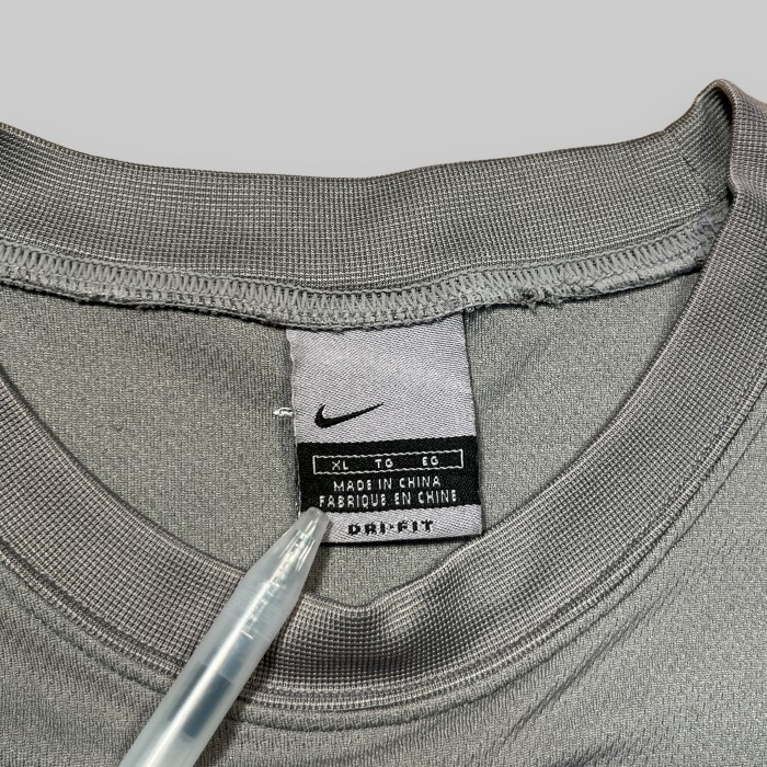 00s NIKE  「TECH TRAINING」 Tee Silver Gray(2001年製) | Vintage.City Vintage Shops, Vintage Fashion Trends