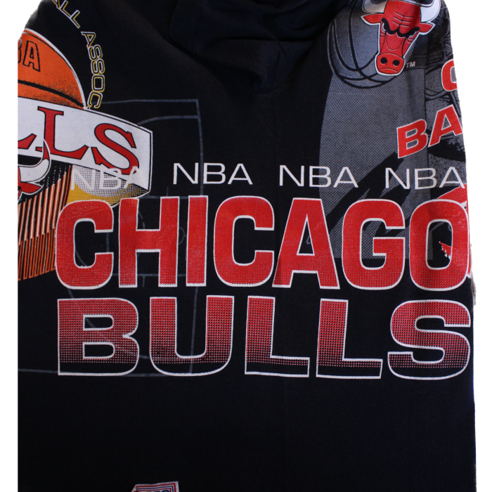 1990s NBA LOGO7 Chicago Bulls Tee / Made in U.S.A / 1990年代 NBA ロゴ７ シカゴブルズ マルチプリント Tシャツ アメリカ製 M | Vintage.City Vintage Shops, Vintage Fashion Trends