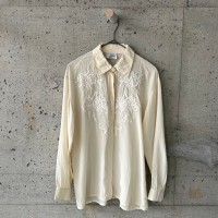 Silk embroidery shirt | Vintage.City Vintage Shops, Vintage Fashion Trends