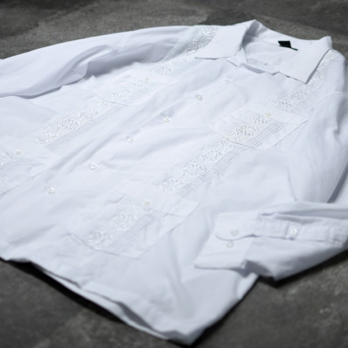 古着 オーバーサイズ ホワイト キューバシャツ デザインシャツ 長袖シャツ | Vintage.City 古着屋、古着コーデ情報を発信