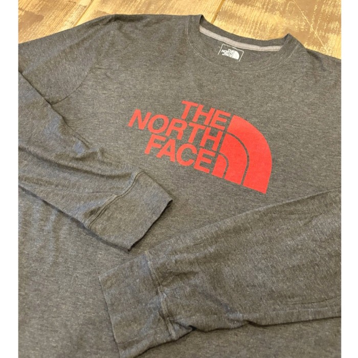 THE NORTH FACE ロンt 長袖Tシャツ ノースフェイス アウトドア ブランド ロゴ Tシャツ グレー レッド M | Vintage.City 빈티지숍, 빈티지 코디 정보