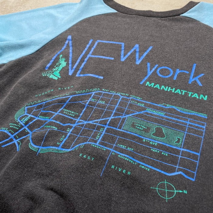 90年代 フランス製 IZOARD 地図 マップ プリントスウェットシャツ NEW YORK ツートン メンズS-M相当 レディース | Vintage.City 古着屋、古着コーデ情報を発信