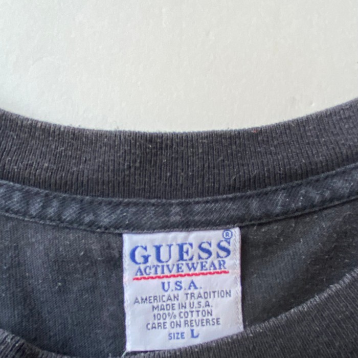 GUESS T-shirt | Vintage.City Vintage Shops, Vintage Fashion Trends